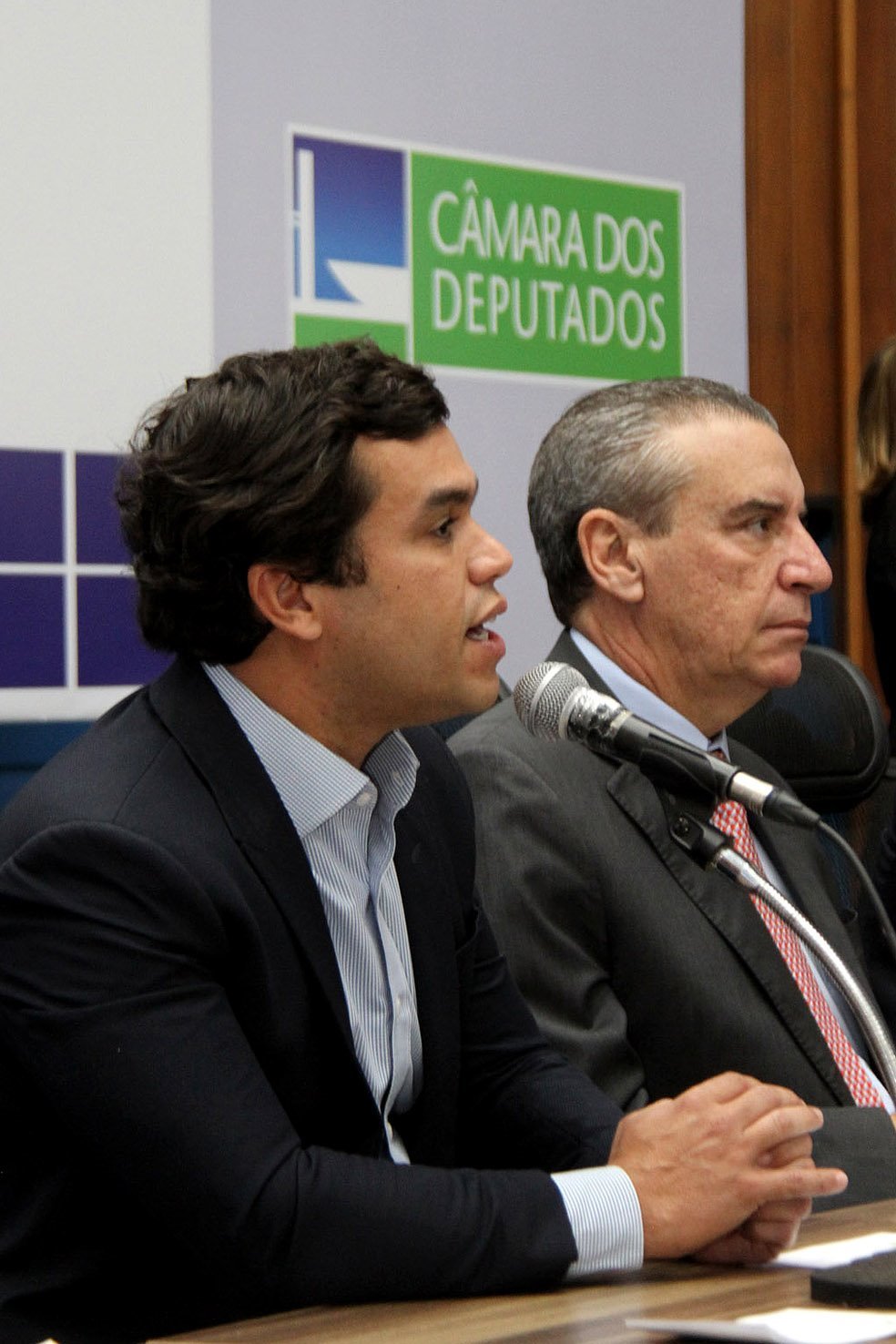 Beto Pereira conduziu os trabalhos, após abertura de Paulo Corrêa