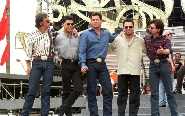 Amigos' durante ensaio para o show do especial de 1998.