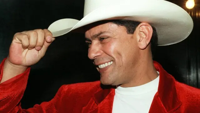 O cantor Leandro durante a Festa do Peão de Barretos em 1997.